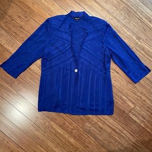 Misook Knit jacket, one button closure, 3/4 sleeve, beautiful fabric, size L.